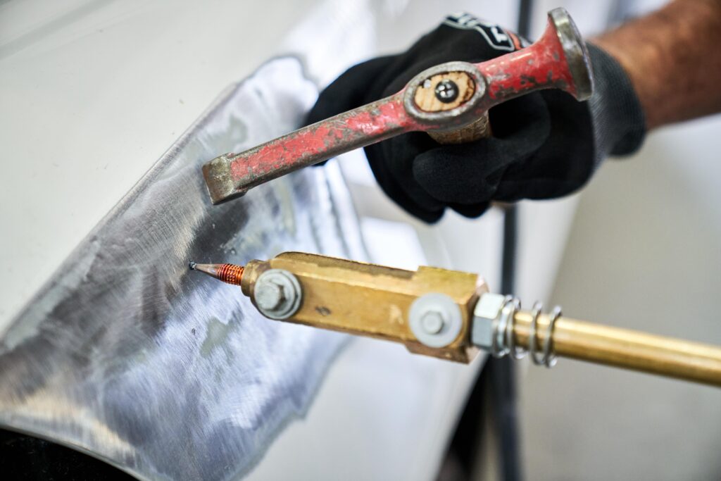 Carozzeria Motorauto Arezzo | carrozzeria convenzionata -riparazioni - verniciatura -saldatura - noleggio breve termine- auto sostitutiva